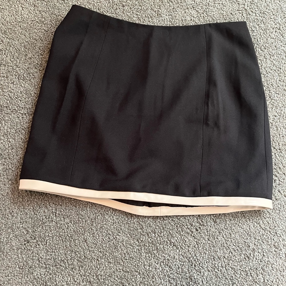 White Fox black mini skirt Tags Still Attached